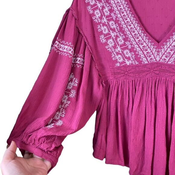 American Eagle Pink Boho Embroidered Top Size XS - Picture 4 of 9